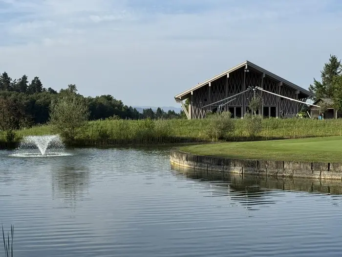 RIVA Aussenansicht
